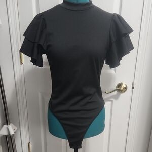Source Unknown Black Ruffle Sleeve Bodysuit